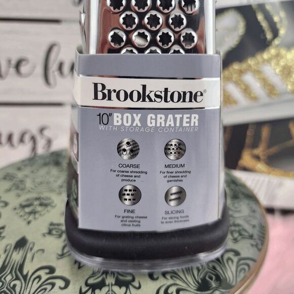 💕 NWT Brookstone 10" Box Grater with Storage Container #7164 💕 - Picture 5 of 6